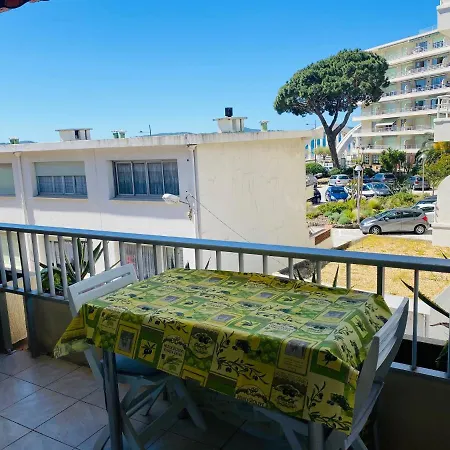 La Διαμέρισμα *